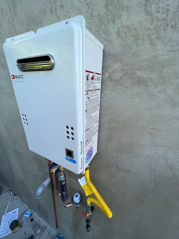 Tankless water heater installation for Brookhurst homes